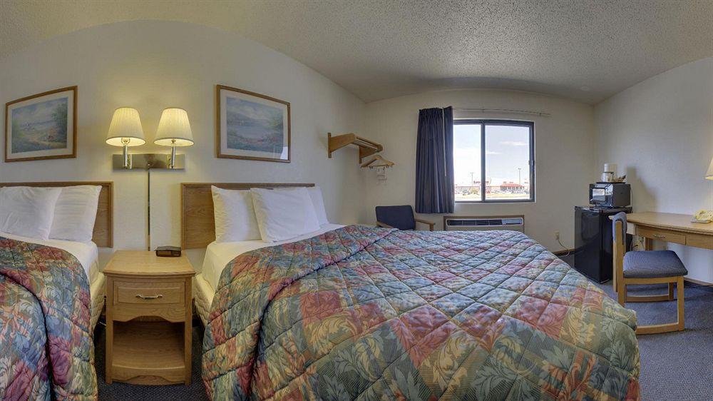 Hotel Super 8 By Wyndham Lincoln North Exterior foto