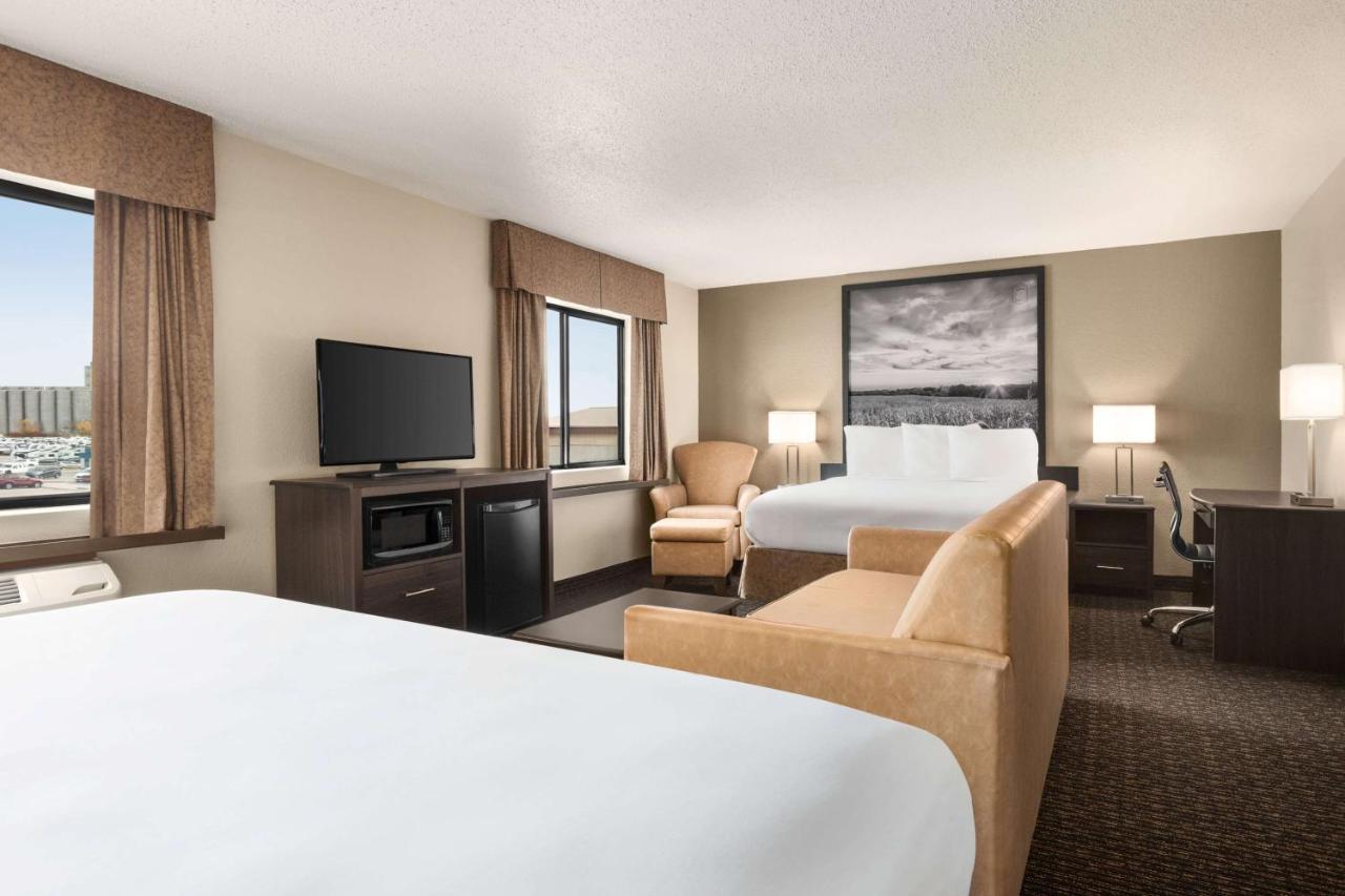 Hotel Super 8 By Wyndham Lincoln North Exterior foto