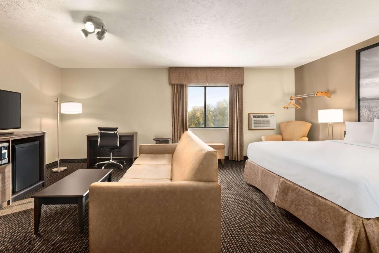 Hotel Super 8 By Wyndham Lincoln North Exterior foto